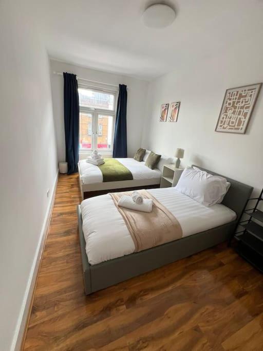 2 Bedroom Apartment Near Station Londra Dış mekan fotoğraf